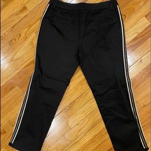 Women’s black sheen stretch Capri tuxedo pant